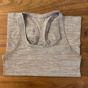 Lululemon Swiftly Tech Razorback